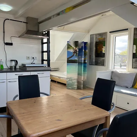 Overnachting Goffert, Eigen Ingang, Eigen Wc En Badkamer, Eigen Keuken شقة *
